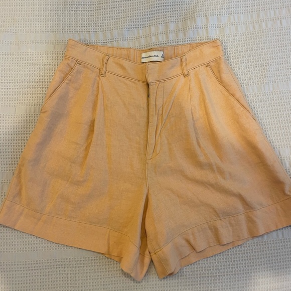 Abercrombie & Fitch linen Bermuda Tailored Orange shorts - Picture 2 of 3